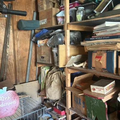 Estate sale photo