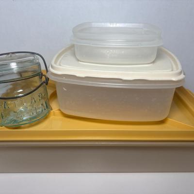 Vintage Rubbermaid, Tupperware & Atlas E-Z Seal Jar (6B)