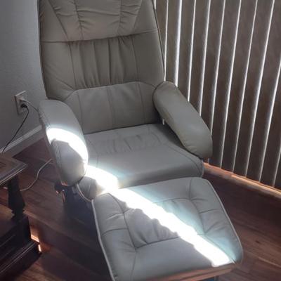 Reclining chair