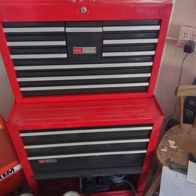 Tool chest