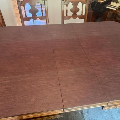 Dining pads
