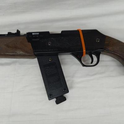 Rare Daisy Powerline 990 .177  Pump/CO2 Dual Power Air Rifle W/Box And Papers 