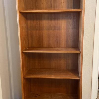 Woodn 5 Shelf Bookcase