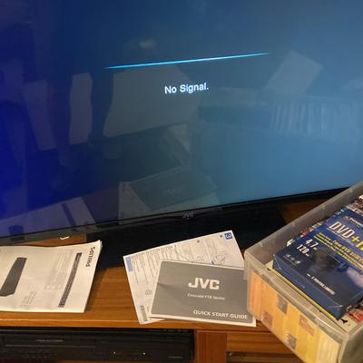 JVC TV And Philips DVD/ VCR Player 