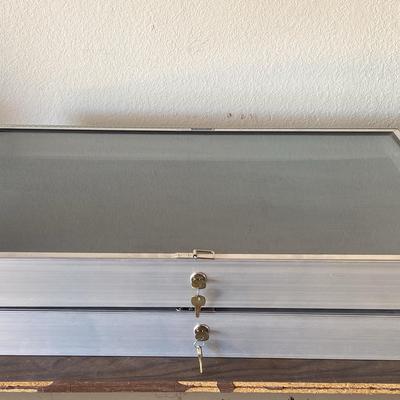 Locking Drawers