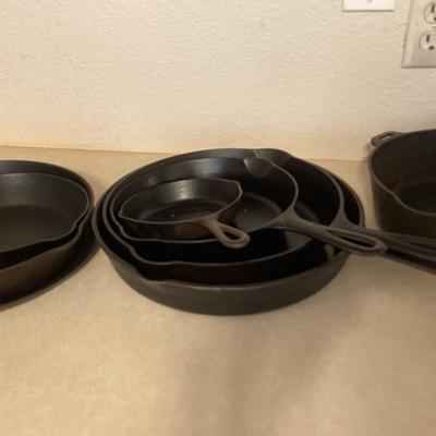 Lot of Griswold Cast Iron Skillets 