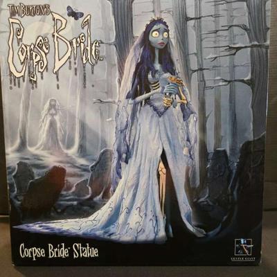 Ta111 corpse bride statue nib)