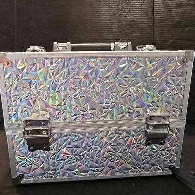 Ta308 makeup case with keys