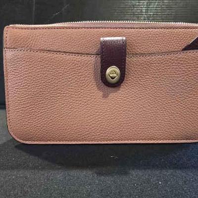 Ta306 coral wallet coach