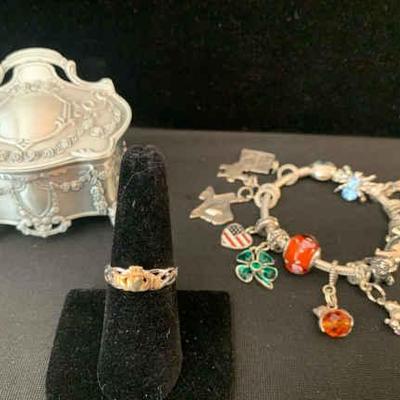 Ta300v 925 ring and charms