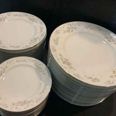 Ta137 noritake china ireland patience plate set