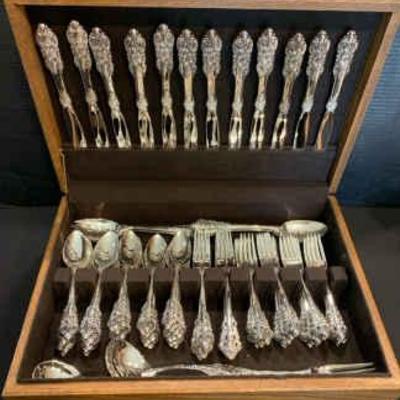 Ta126 baroque by godinger silver plate flatware set