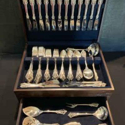 Ta127v wallace sterling silverware set