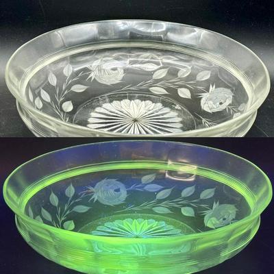 Gorgeous Etched Glass Bowl-UV Reactive