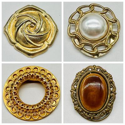 (4) Vintage Scarf Clips