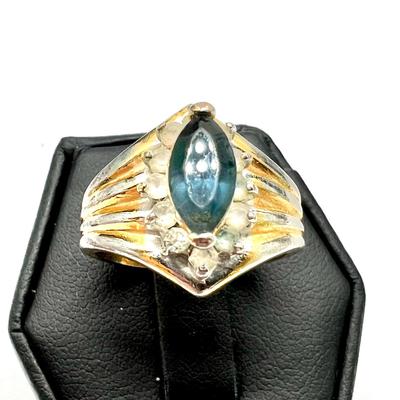 Sparkling 18K GE Ring — Size 7.5