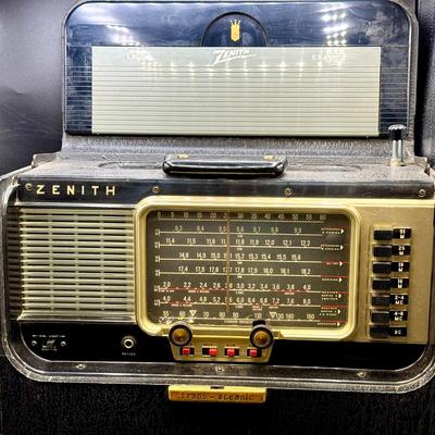 Zenith Trans-Oceanic radio Untested 