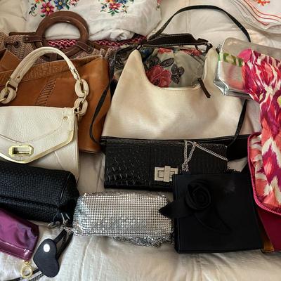 Sale Photo Thumbnail #157