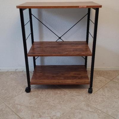 Moveable Shelf with Casters