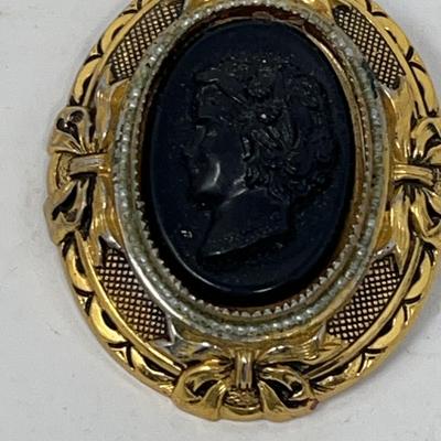 Vintage Black Cameo Brooch