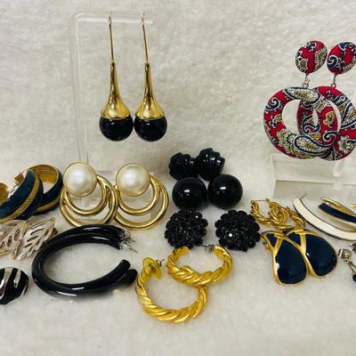 “Halle Joy” Zebra Earrings and More