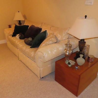 Sale Photo Thumbnail #195