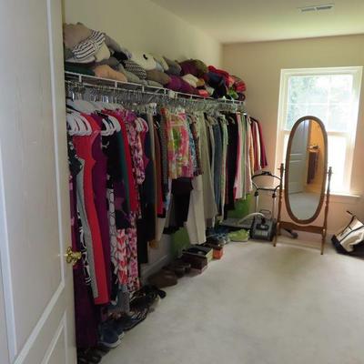 Sale Photo Thumbnail #172