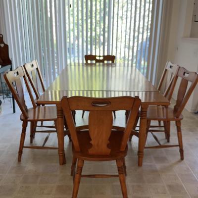 Vintage Expandable Kitchen Table 