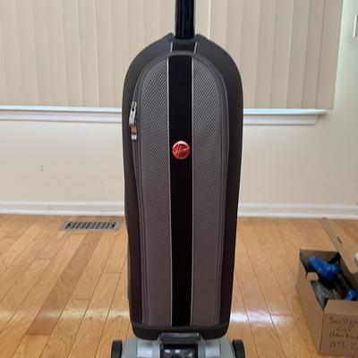 Hoover Platinum Wind Tunnel Vacuum