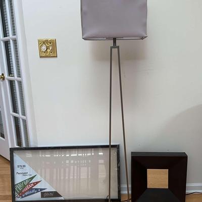 3 Piece Home Decor w/Shadow Box, Mirror and  Lamp