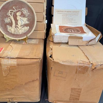 Incolay Cameo Collectors Plates NIB | To A Skylar