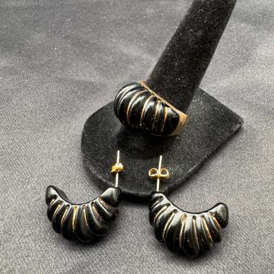 14K Yellow Gold Ring & Earrings Set with Carved Black Onyx | Total Weight 14.88g