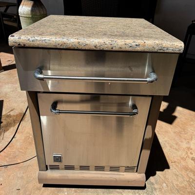 Master Forge Outdoor Stainless Beverage Fridge with Granite Countertop