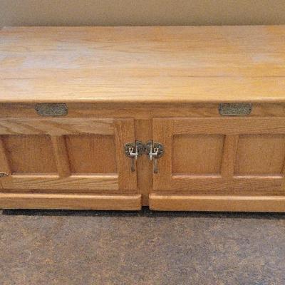 White Clad Oak Icebox Style Coffee Table | Lift-Top Storage Chest by Simmons Hardware Co.