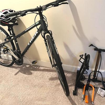 Trek Bike,Bontrager, 24 Speed, With Accoutrements 