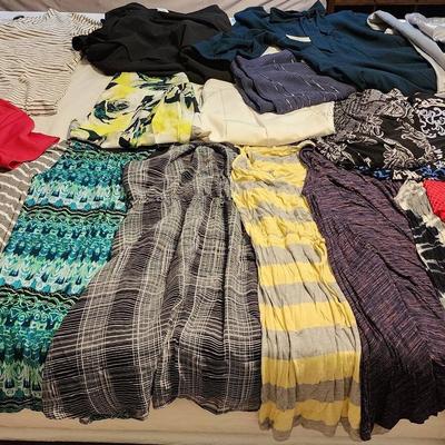 Ladies Dresses And Skirts