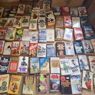 KKT144 Huge Lot of 75 Vintage Softcover Fiction Books - Sci-Fi, Romance, Crime & More