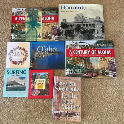 KKT232- Hawaiian History Books