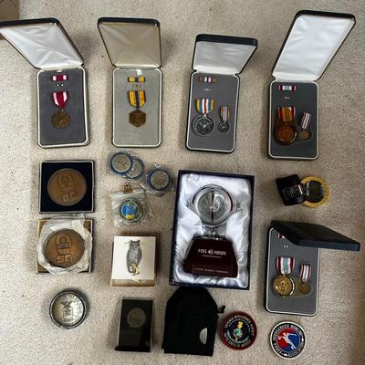 KKT307 - Military Memorabilia - Challenge Coins, Medals & More