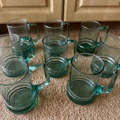 KKT440 - Set Of 8 Large Glass Mugs