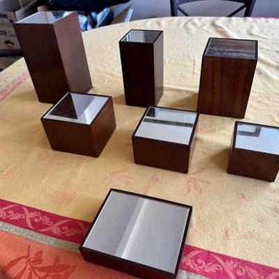 KKT047- Modern Mirrored Wood Display Riser Set – 7 Pieces