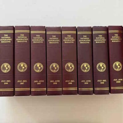 KKT278 National Geographic Magazines with Slipcases (1996-2000)