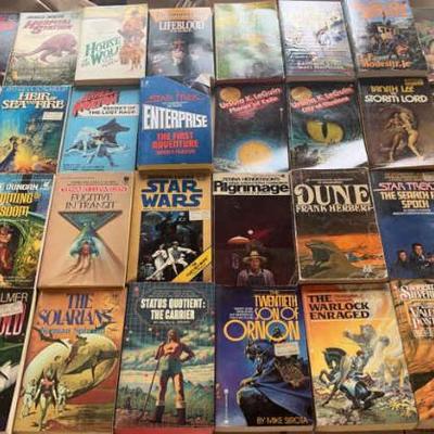 KKT195 - Another Huge Lot of 50 Vintage Sci-Fi Paperback Books by Various Authors - Dune, Star Wars