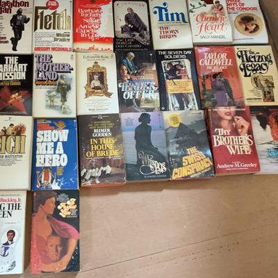 KKT218 - Twenty-Three Collectible Vintage Paperback Books by Various Authors & Genres
