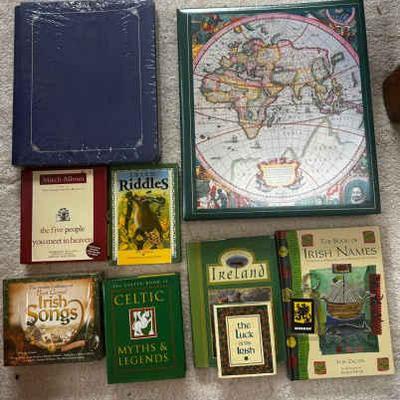 KKT301 - Irish Eyes are Smiling! Assortment of Irish Books and Albums 