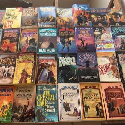 KKT192 - Huge Lot of 50 Vintage Sci-Fi Paperback Books by Various Authors