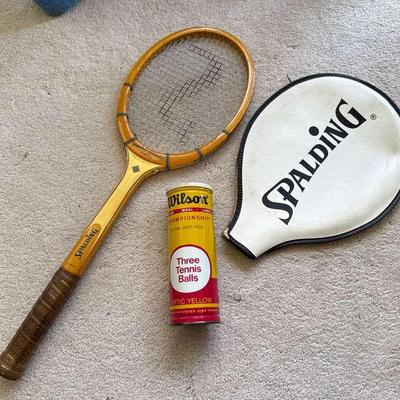 KKT167 Vintage Spalding Wooden Tennis Racket with Unopened Can of Tennis Balls