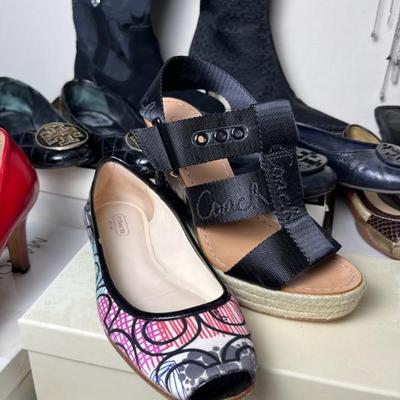 Sale Photo Thumbnail #195