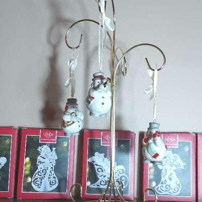 Lenox Tabletop Display and Ornaments 