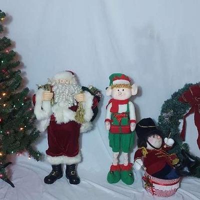 Christmas Tree with Santa, Elf and Drummer Boy Figurines with Wreath